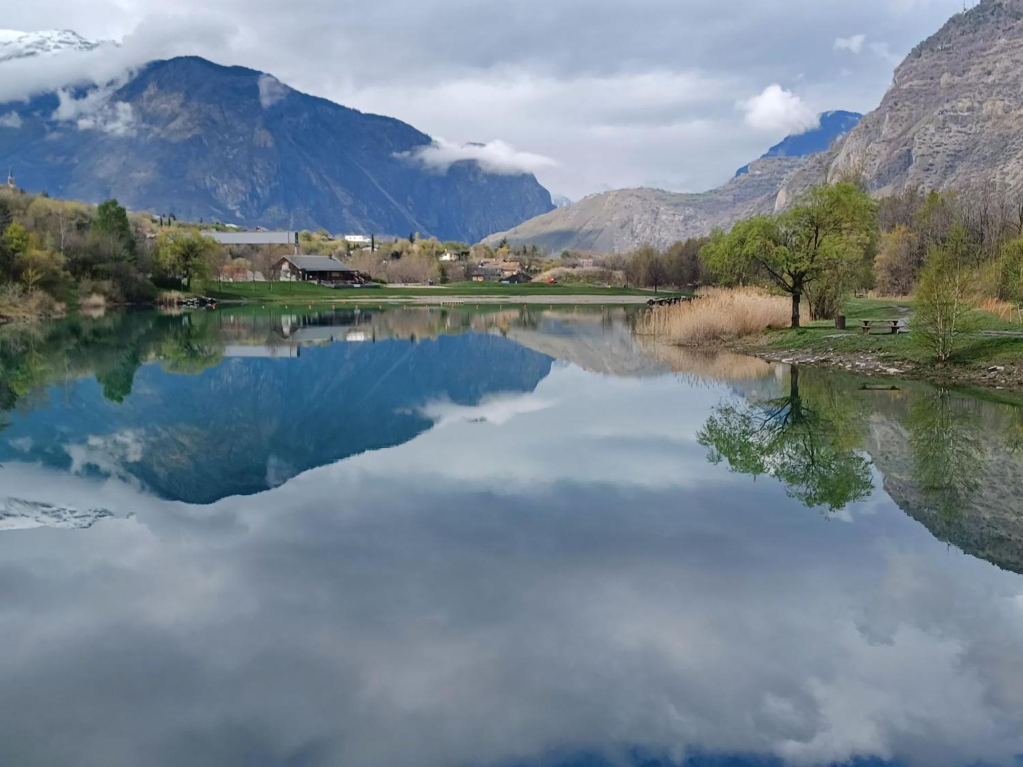Villargondran, Les Magnifiques Cols De Maurienne Garage Motos, Velos Zimmer foto