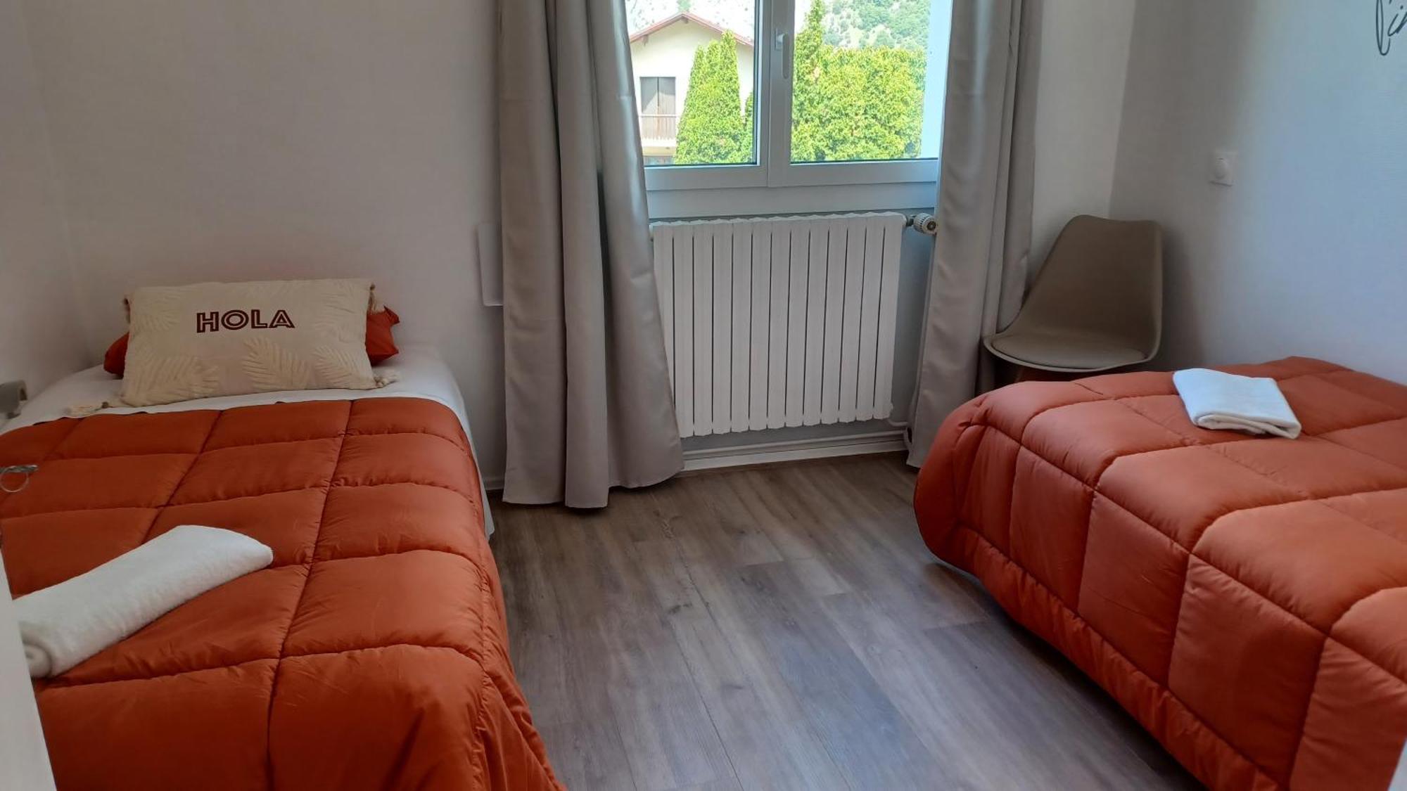 Villargondran, Les Magnifiques Cols De Maurienne Garage Motos, Velos Zimmer foto