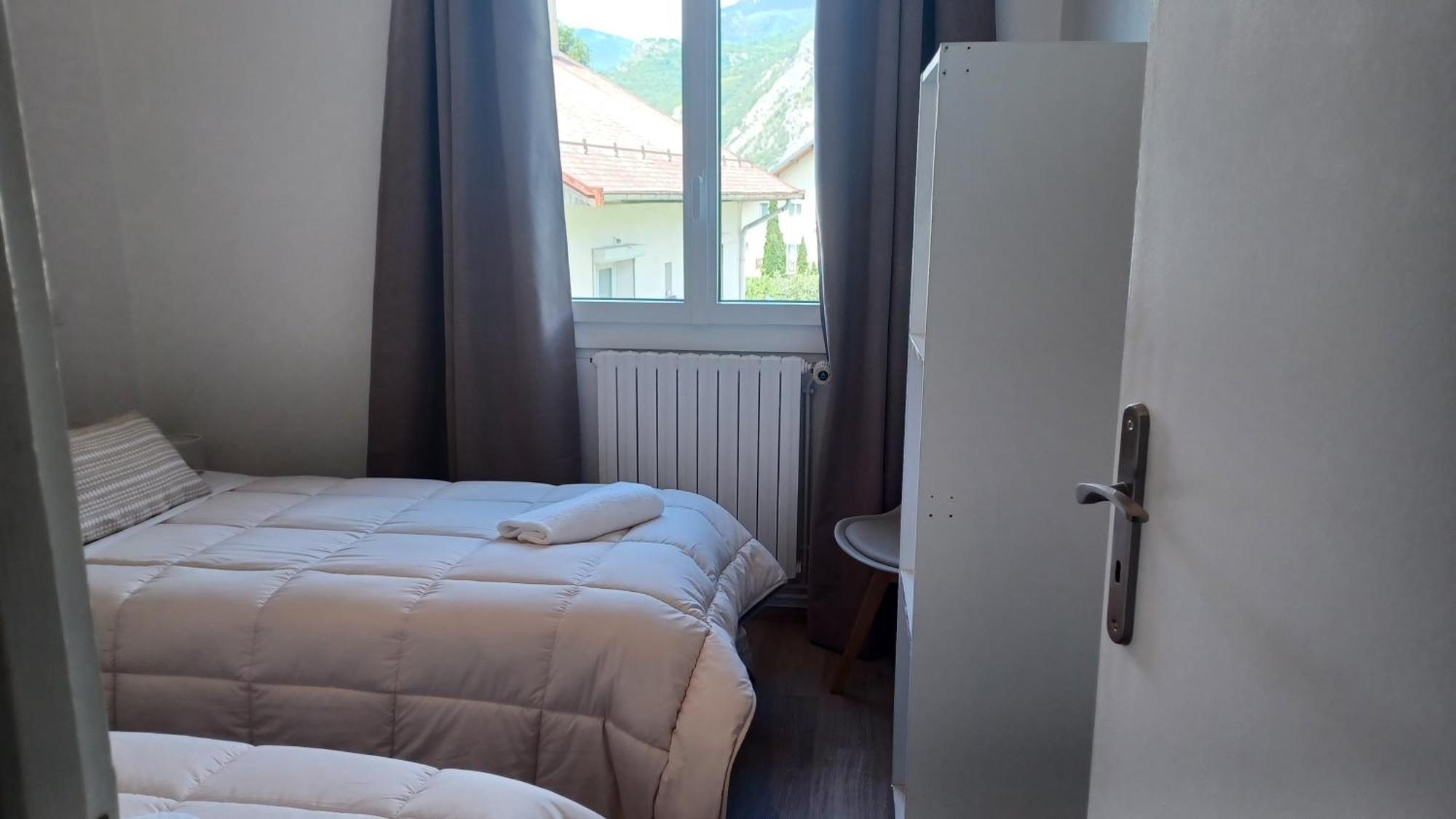 Villargondran, Les Magnifiques Cols De Maurienne Garage Motos, Velos Zimmer foto